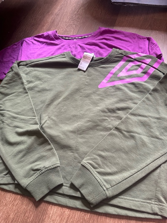 Umbro Tops - Coordinating Umbro cropped Olive Green Sweatshirt with Pink Crop Top Set
